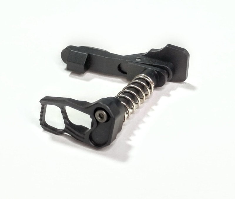 M4/AR15用 XMR GEN3タイプ　アンビマガジンキャッチ ブラック