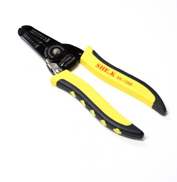 ワイヤーカッター・ストリッパー